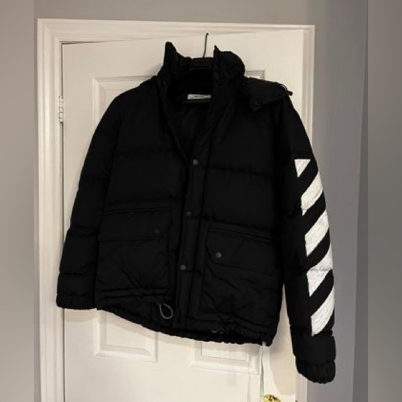 Off white down jacket size Xs - Picture 2 of 6